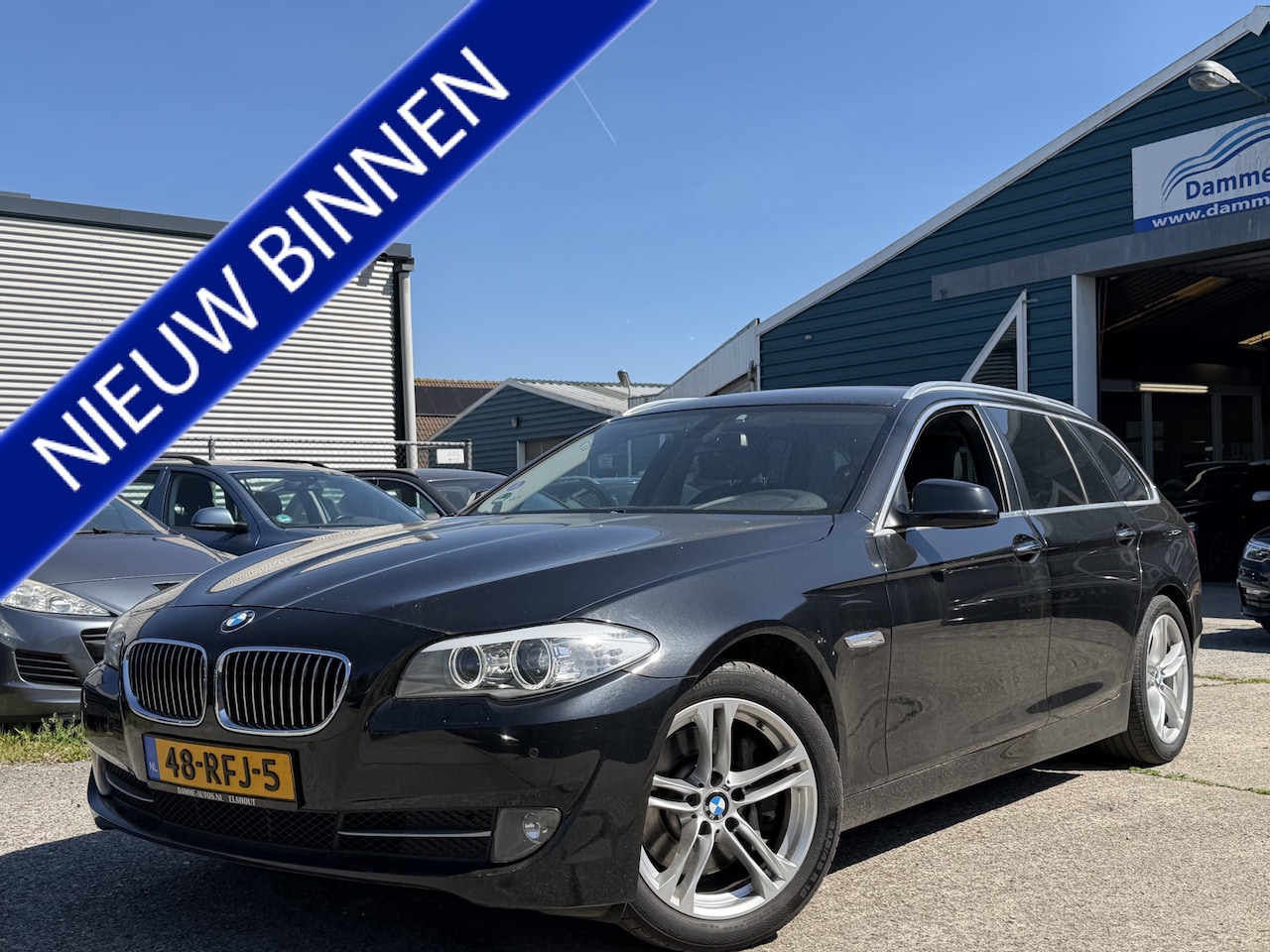 BMW 5-serie Touring - 528i High EXE Aut8 | ECC | 18" LMV | Leer | Navi | Trekhaak - AutoWereld.nl