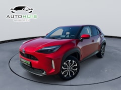 Toyota Yaris Cross - 1.5 Hybrid Adventure Navigatiesysteem Stoelverwarming line assist