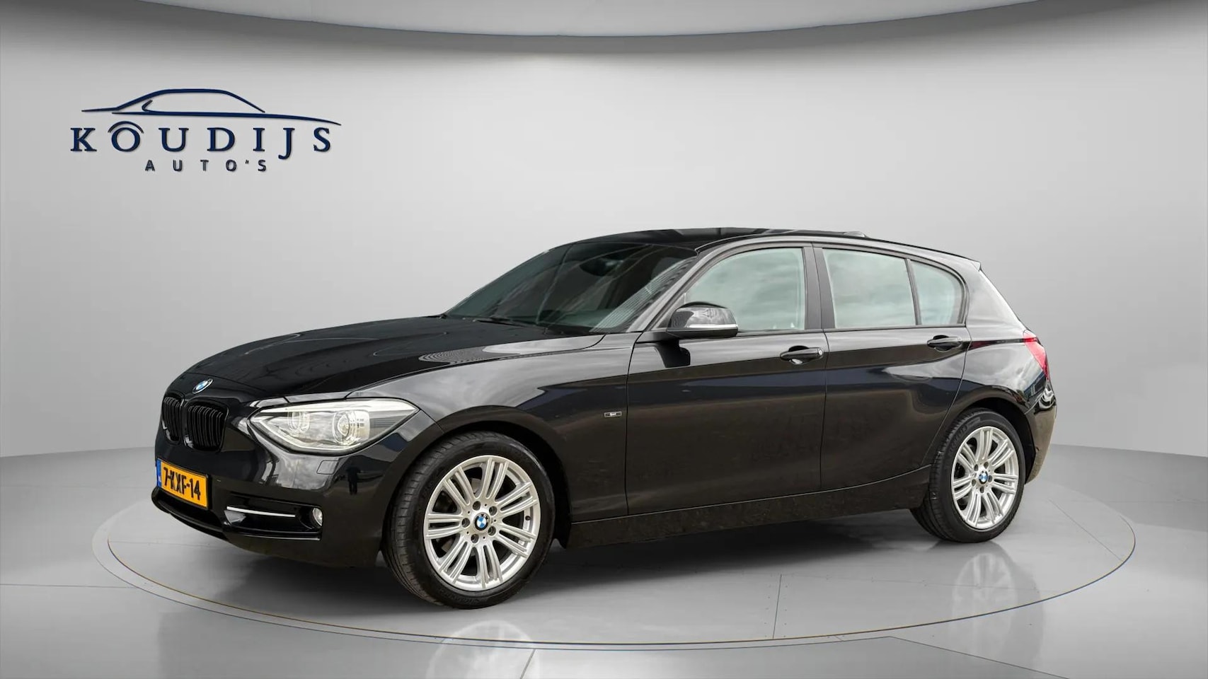 BMW 1-serie - 116i Sport High Executive 116i Sport High Executive, Leder, Nieuwe ketting - AutoWereld.nl