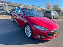 Tesla Model S - 85 Base