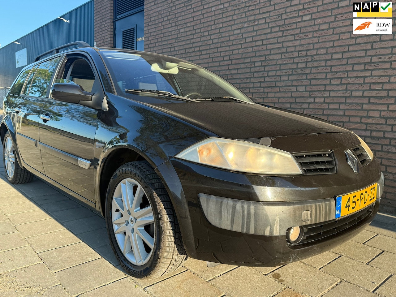 Renault Mégane Grand Tour - 1.6-16V Expression Comfort 1.6-16V Expression Comfort - AutoWereld.nl