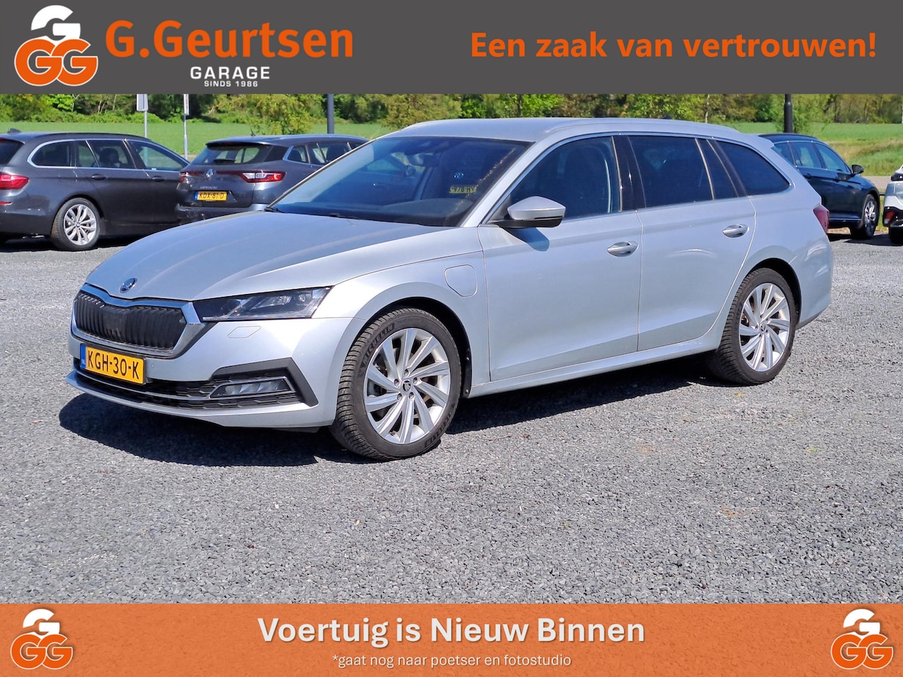 Skoda Octavia Combi - 1.4 TSI iV PHEV Business Edition Panoramadak, Trekhaak, - AutoWereld.nl