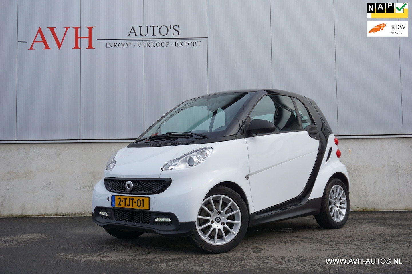 Smart Fortwo coupé - 1.0 mhd Edition Pure 1.0 mhd Edition Pure - AutoWereld.nl
