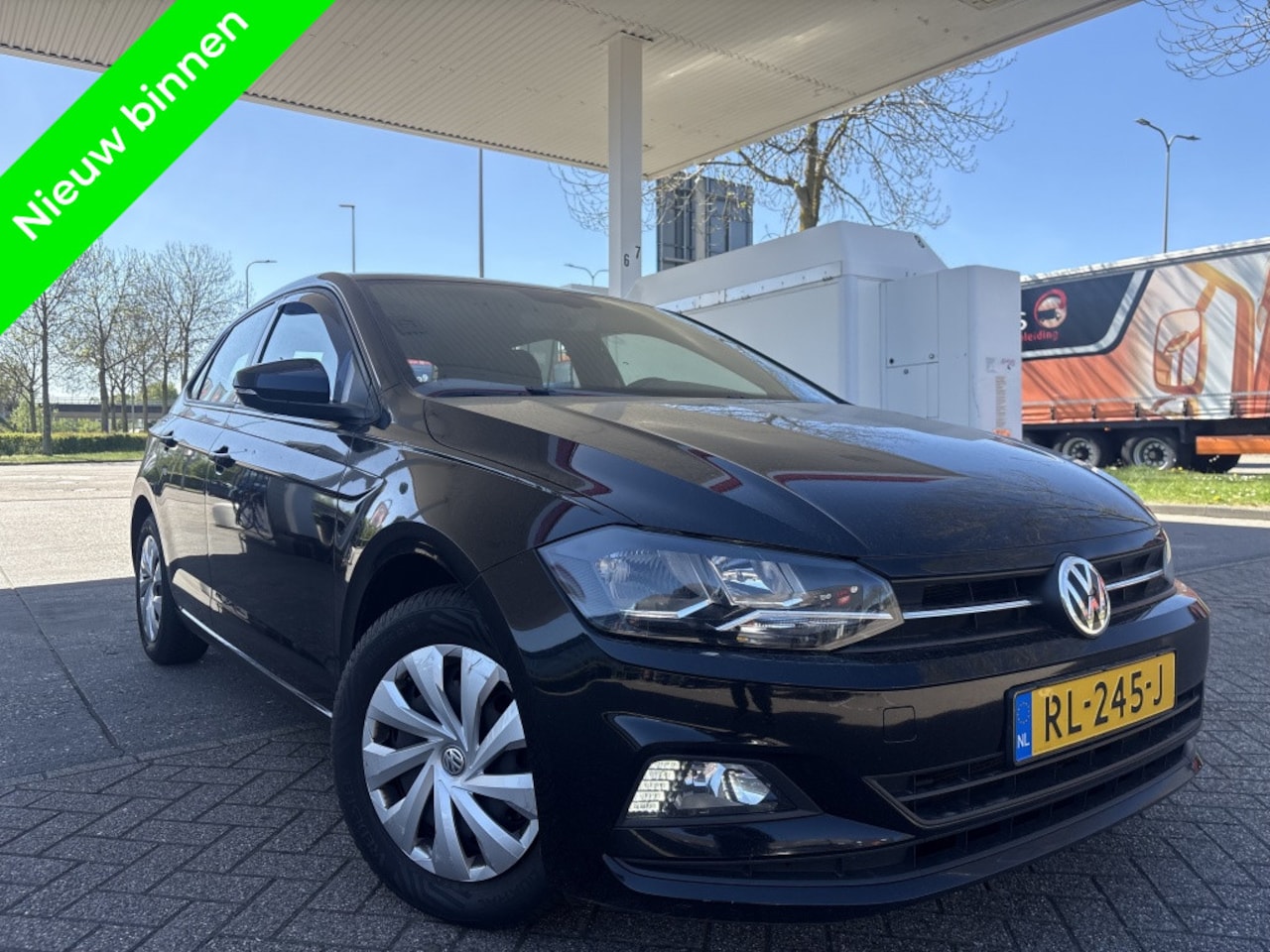 Volkswagen Polo - 1.6 TDI Comfortline/Navi/Cruise/Clima/Leer/ - AutoWereld.nl