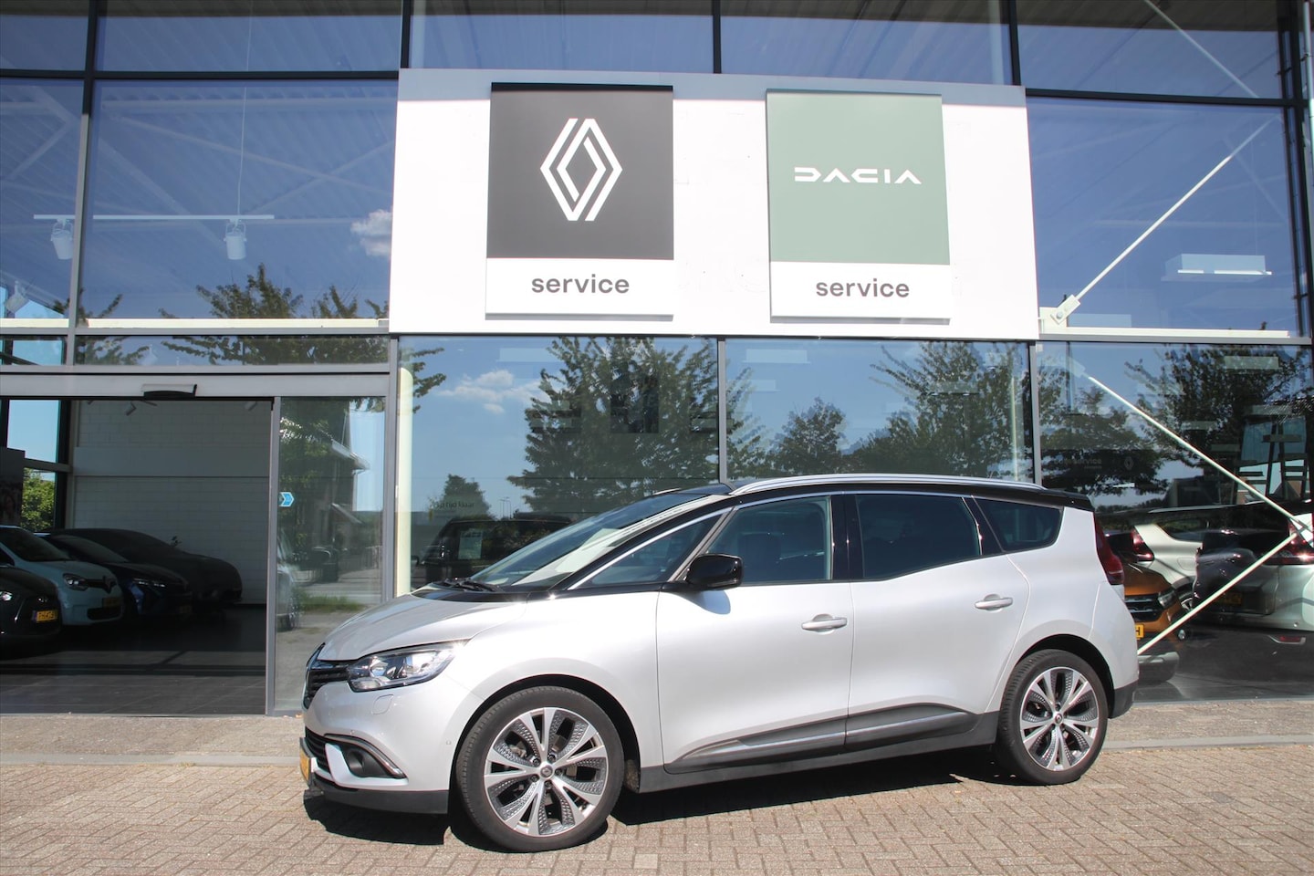 Renault Grand Scénic - 130PK-INTENS-136DKM-NAVI-CLIMA-CRUISE-CAMERA- - AutoWereld.nl