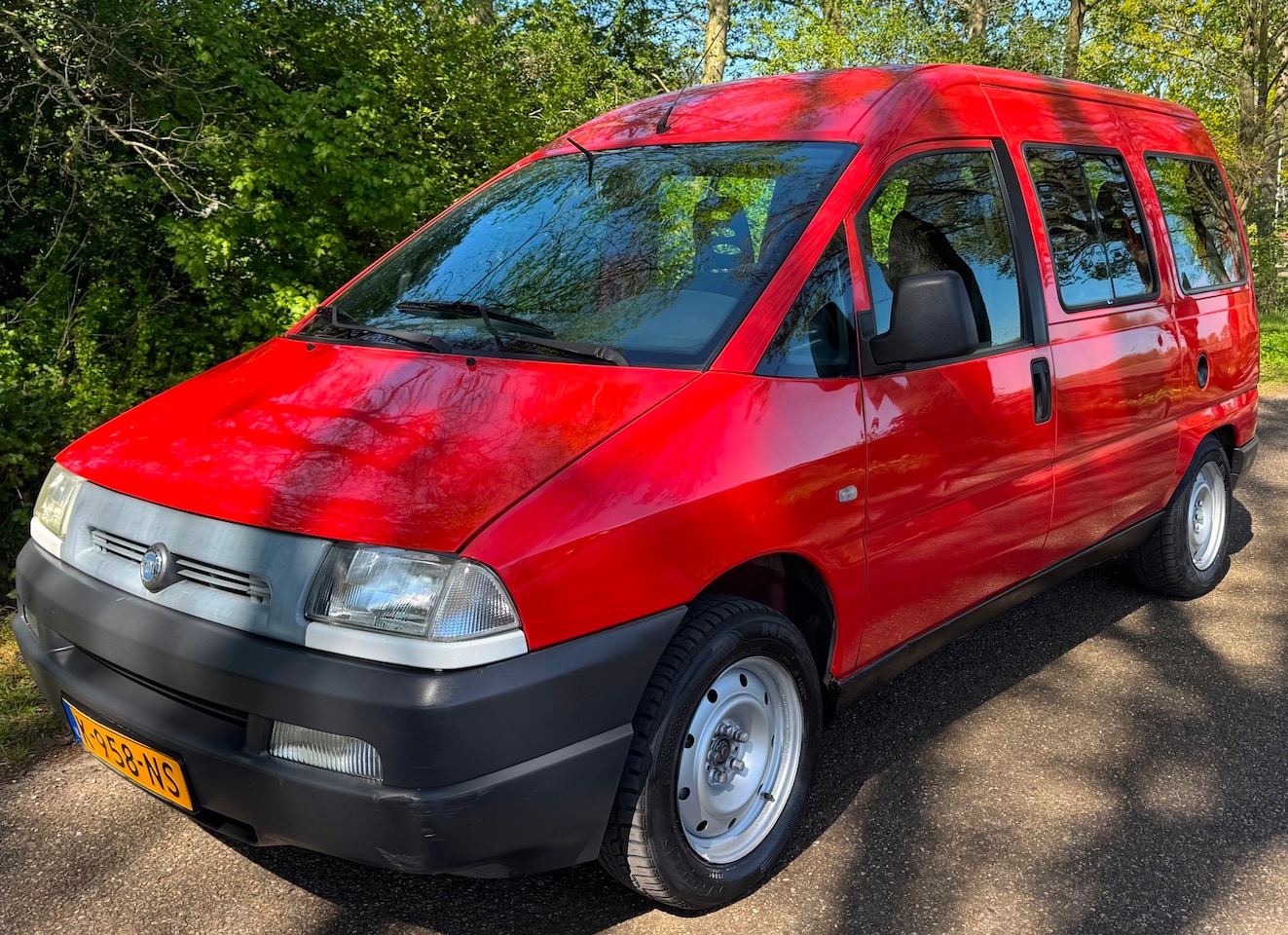 Fiat Scudo - 2.0-16V EL 8 Persoons 2002 NIEUWE APK ERG FIJNE AUTO - AutoWereld.nl