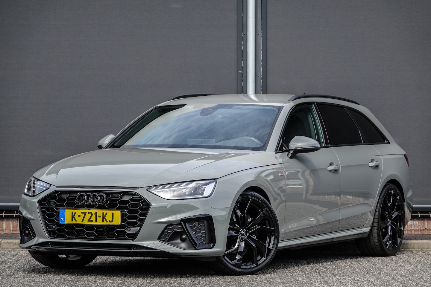 Audi A4 Avant - 35Tfsi 150Pk Aut. | S-Line | Virtual Cockpit | LED | 20'' | Quantum Grey - AutoWereld.nl