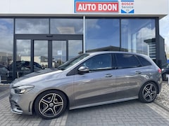 Mercedes-Benz B-klasse - 180 136PK AMG NIGHT EDITON AUTOMAAT APPCARP./P-CAM /NAVI/WIDESCREEN/LED/CLIMA/2XPDC/S&S/18