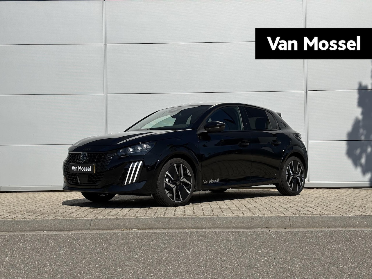 Peugeot 208 - 1.2 Hybrid 110 e-DCS6 GT 1.2 Hybrid 110 e-DCS6 GT - AutoWereld.nl