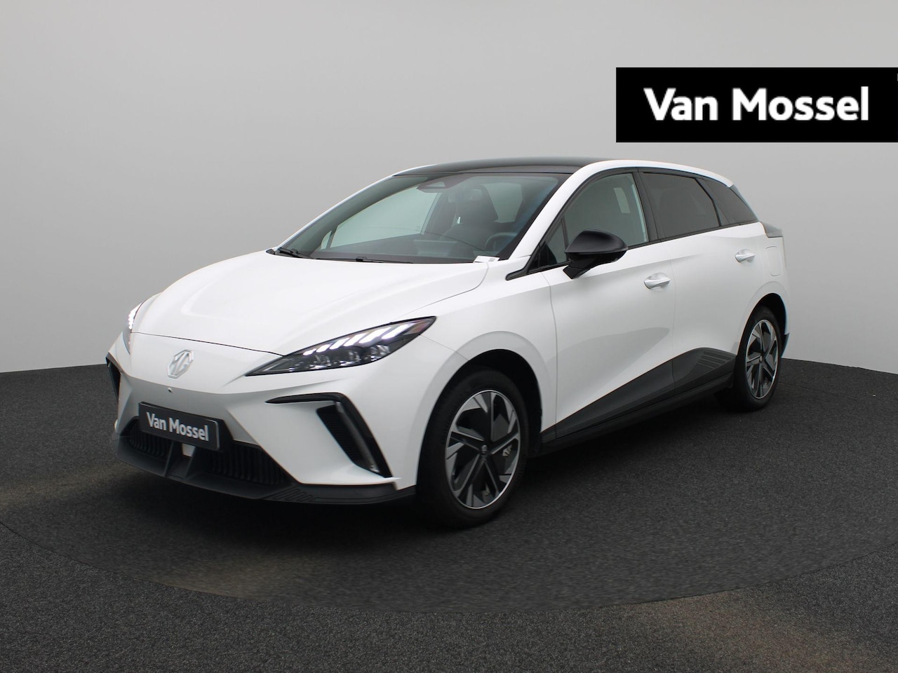 MG MG4 - Long Range 64kWh Luxury - AutoWereld.nl