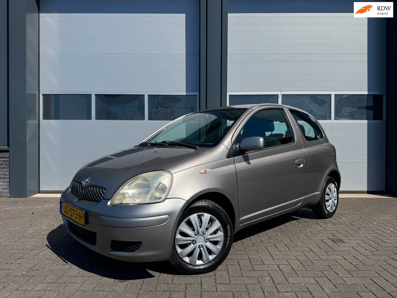 Toyota Yaris - 1.0 VVT-i Terra Airco Nette staat - AutoWereld.nl