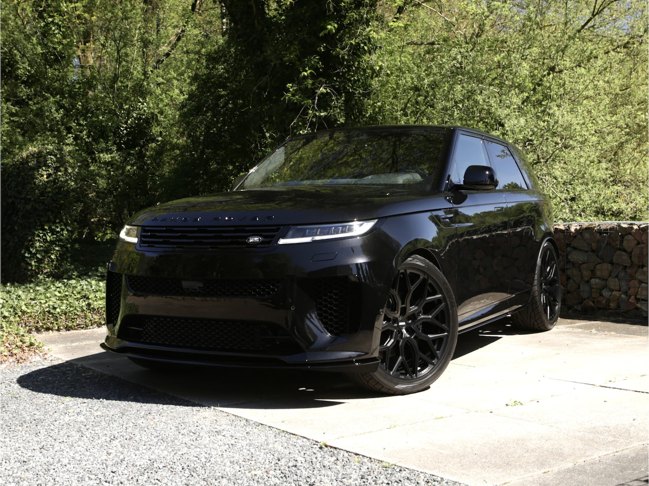 Land Rover Range Rover Sport - P550e SV-Dynamic - AutoWereld.nl