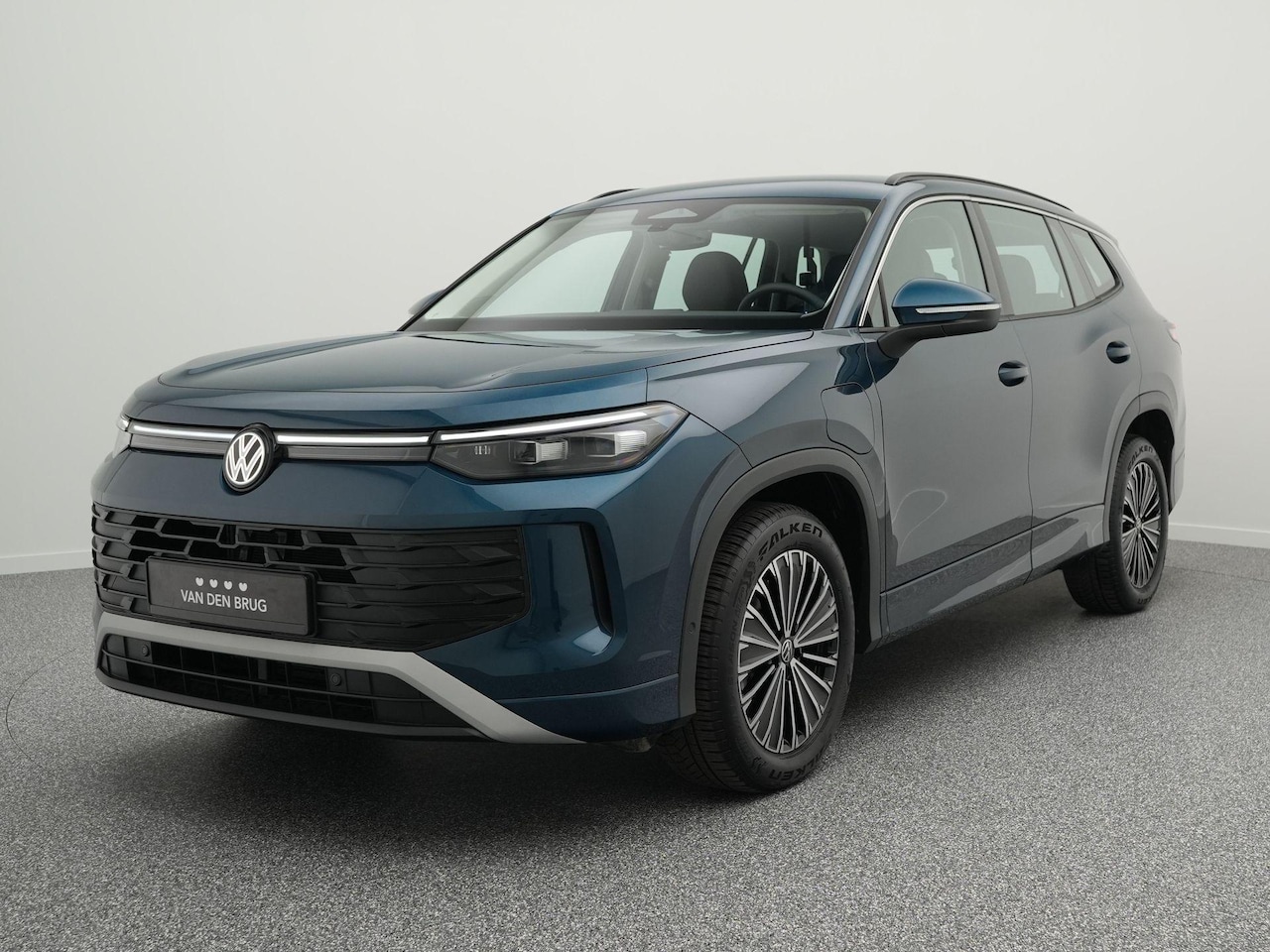 Volkswagen Tayron - 1.5 eHybrid 204 PK Life Edition | LED Plus | DCC | Achteruitrijcamera | Side Assist | Trek - AutoWereld.nl