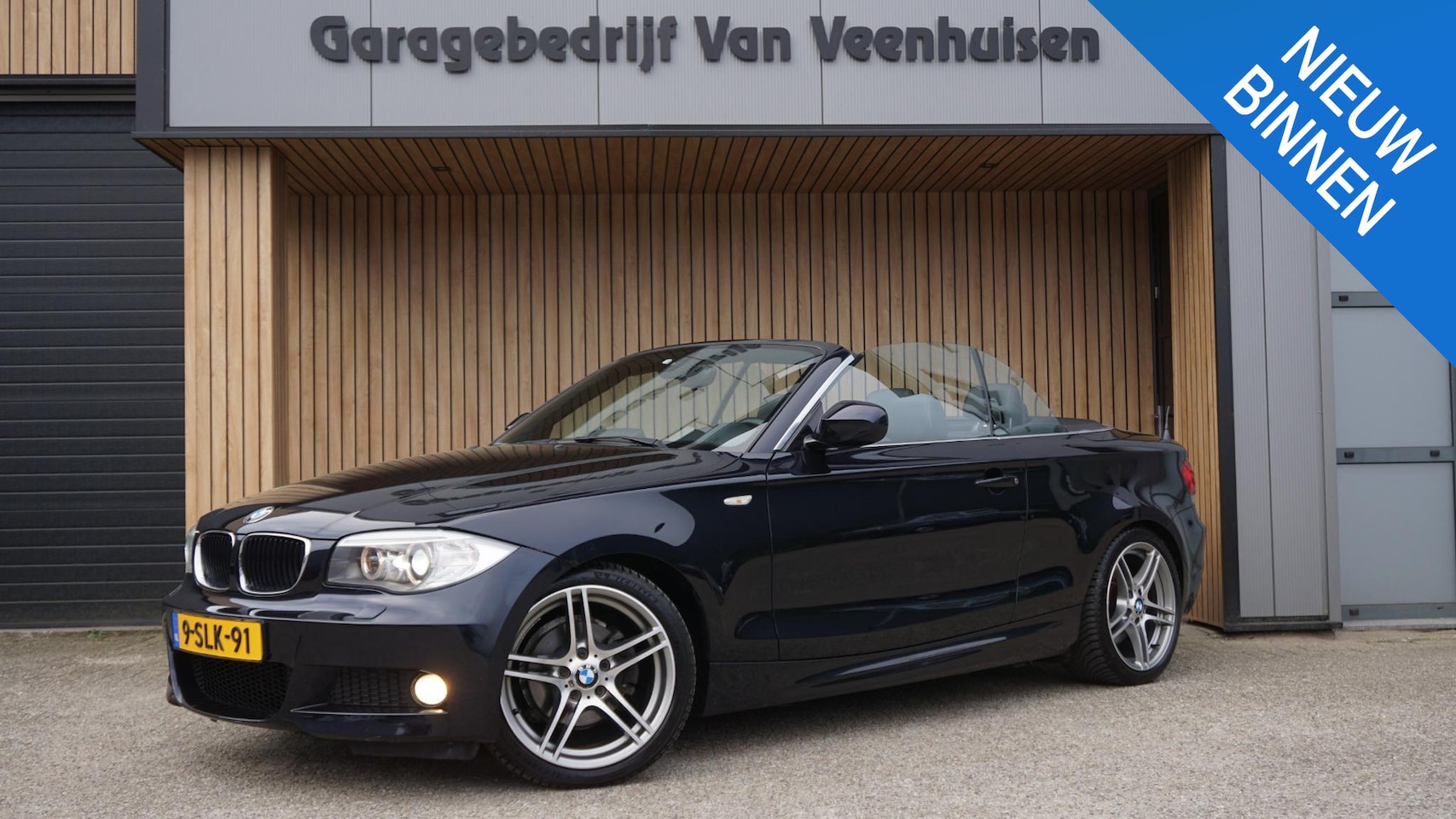 BMW 1-serie Cabrio - 118i 143pk Automaat M Sport Edition Leder Xenon 18inch LM *CarbonSchwarz* 74907km! NL auto - AutoWereld.nl