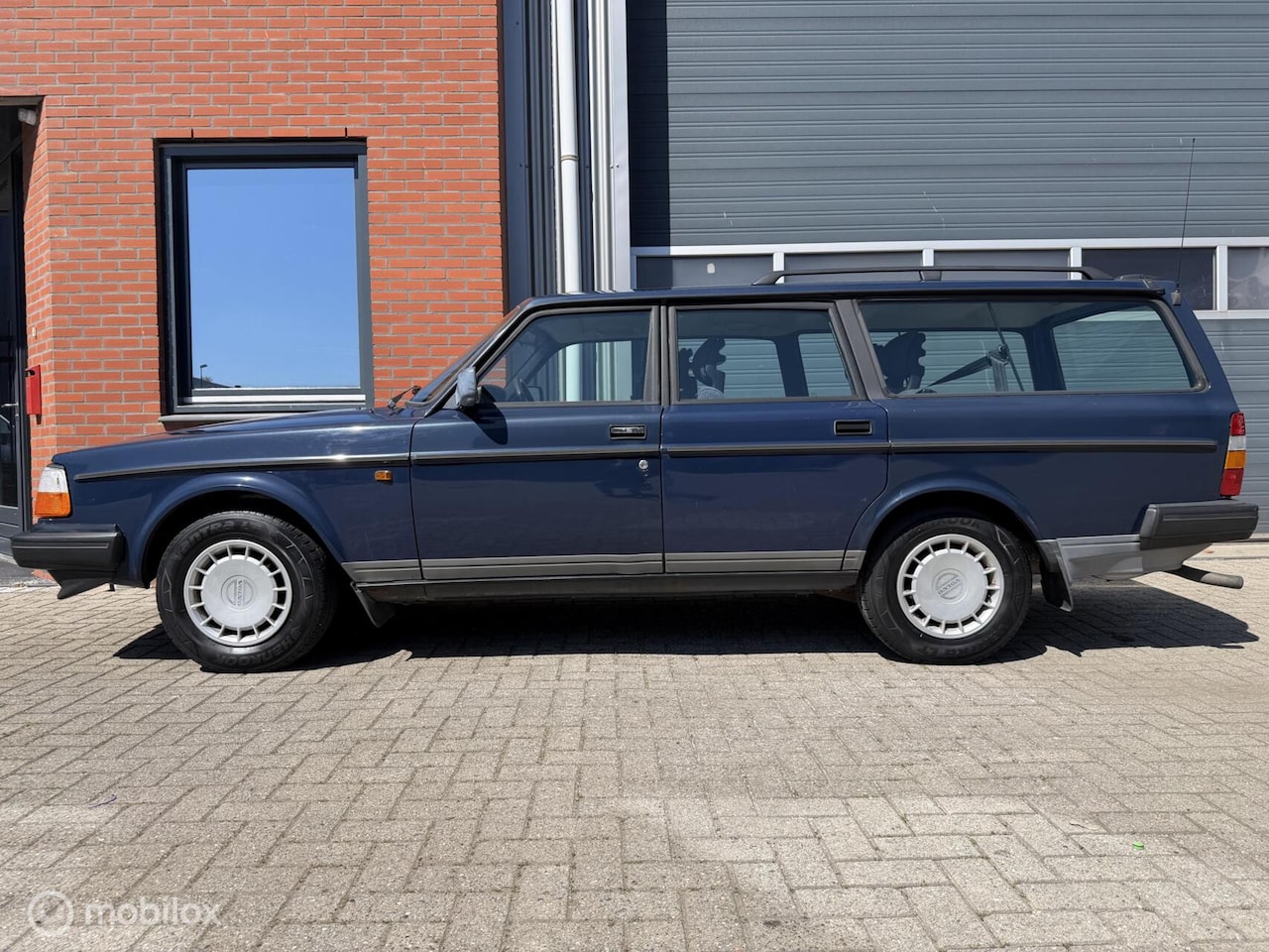 Volvo 240 - 2.0i Polar estate - apk 05-2028 - AutoWereld.nl