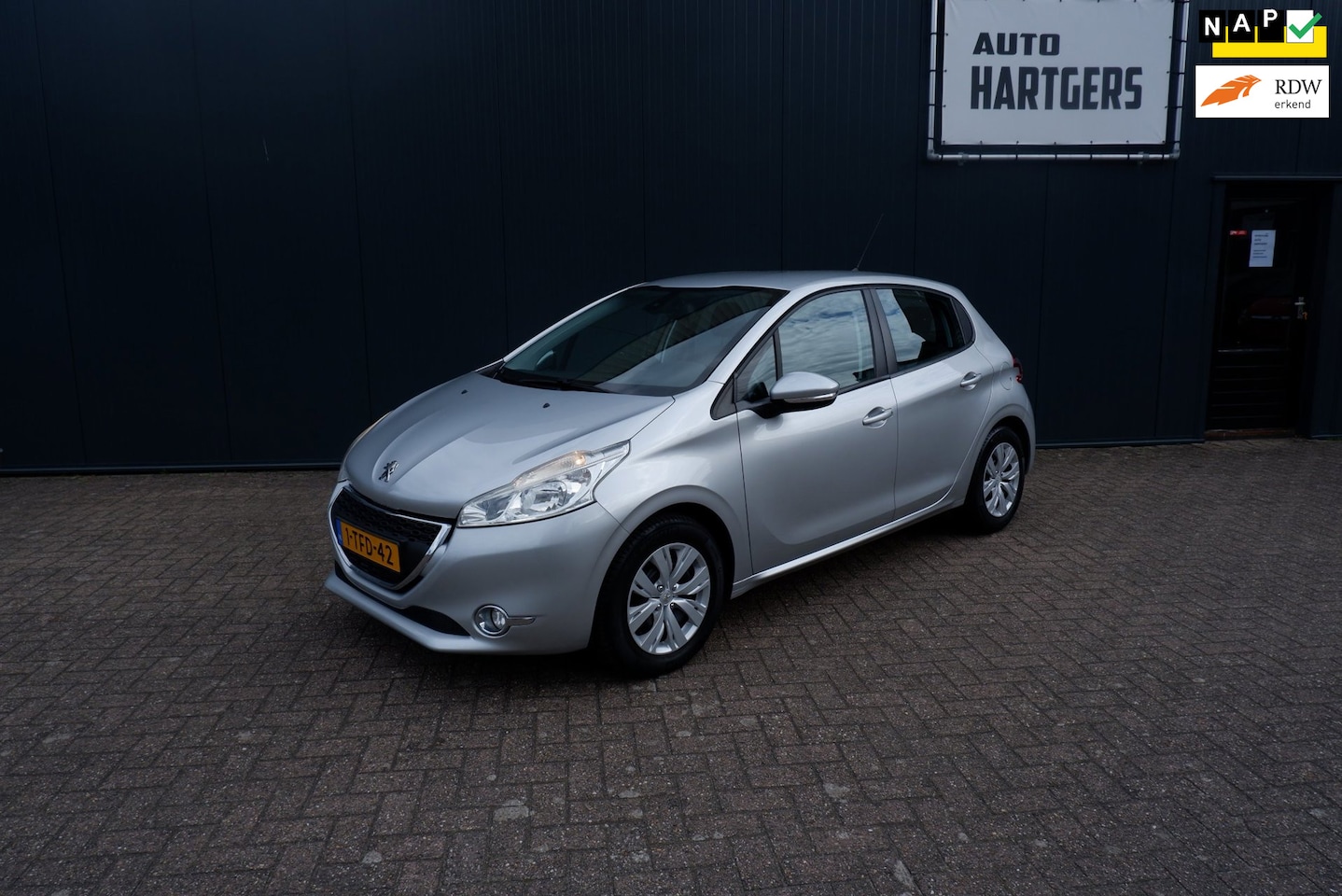Peugeot 208 - 1.2 Vti Envy 1.2 VTi Envy - AutoWereld.nl