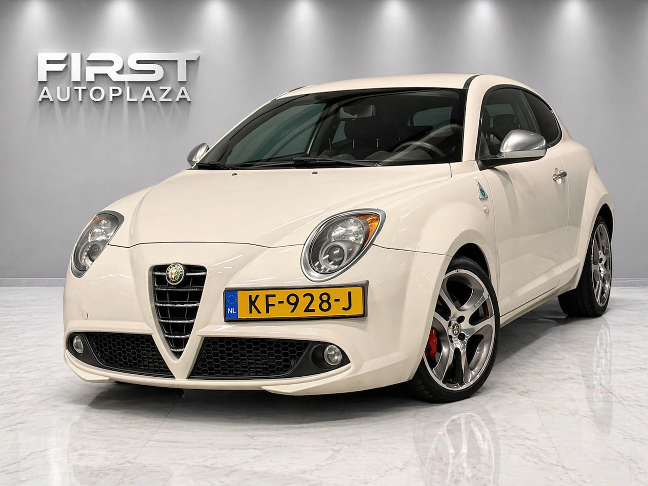 Alfa Romeo MiTo - 1.4 T Quadrifoglio Verde CRUISE/6-BAK/PDC/BLUE&ME | NETTE AUTO ! - AutoWereld.nl