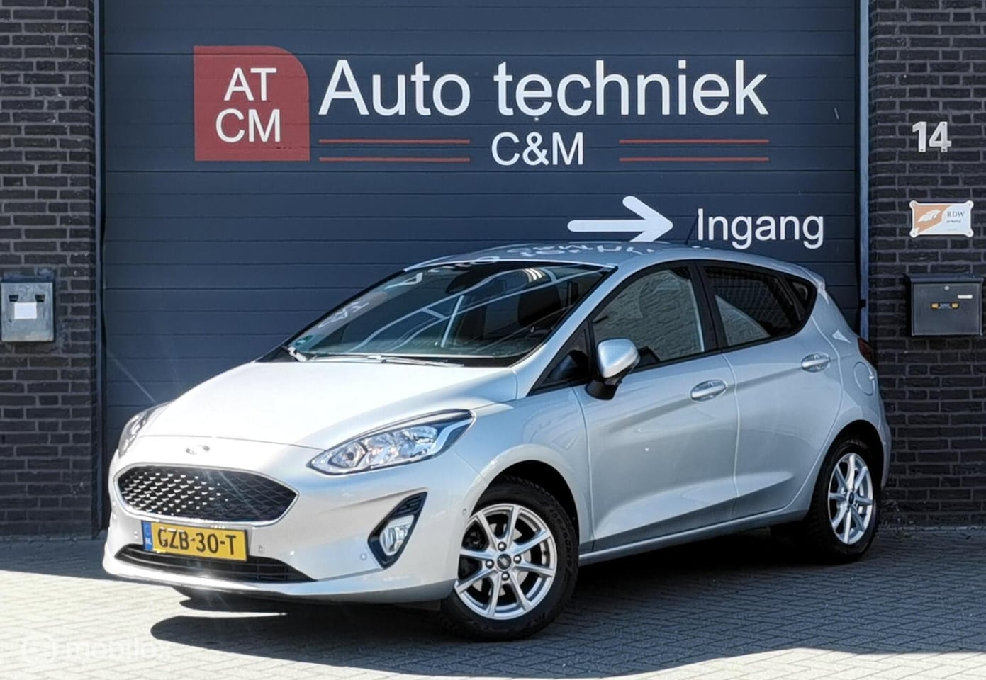 Ford Fiesta - 1.1 Trend 86PK/CAMERA/CARPLAY/PDC/LANEASSIST/VOL - AutoWereld.nl