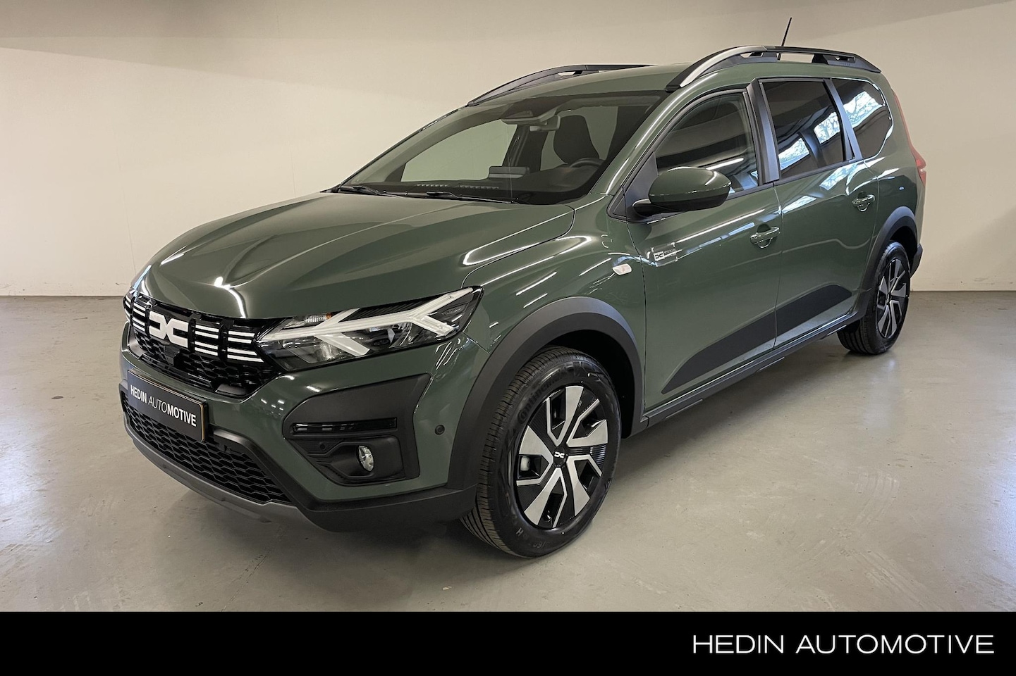 Dacia Jogger - 1.6 Hybrid 140 Expression 5p. Media Nav | Pack Comfort | Pack Assist - AutoWereld.nl