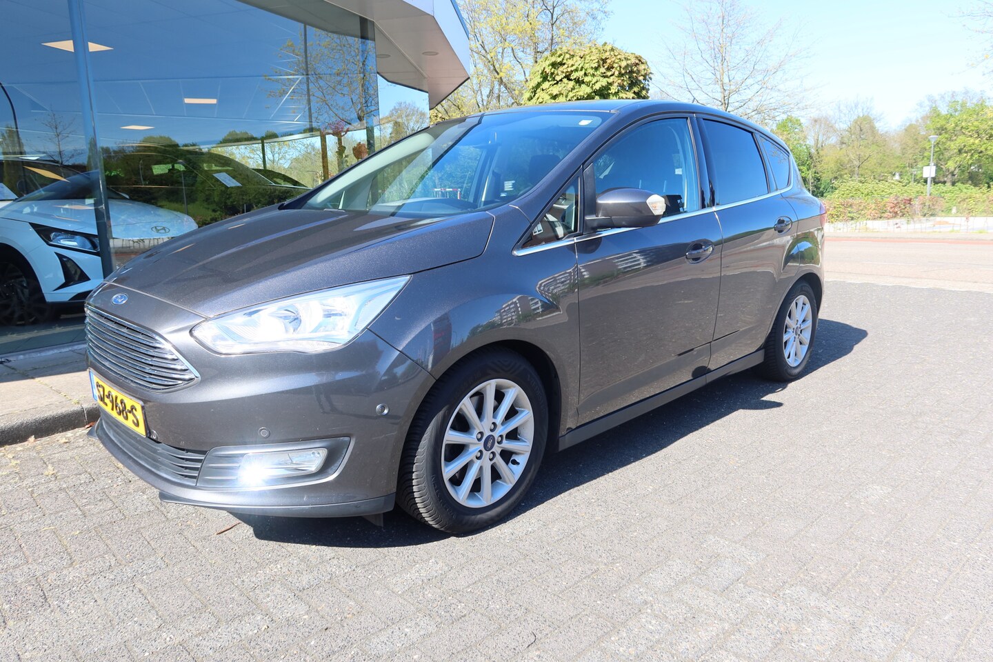 Ford C-Max - 1.5 150PK Titanium AUTOMAAT ! 47dkm ! - AutoWereld.nl