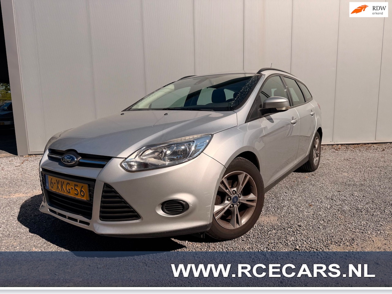 Ford Focus Wagon - 1.0 EcoBoost Edition Trekhaak Cruise !!! Nieuwe Distrb Riem + Beurt !!! - AutoWereld.nl