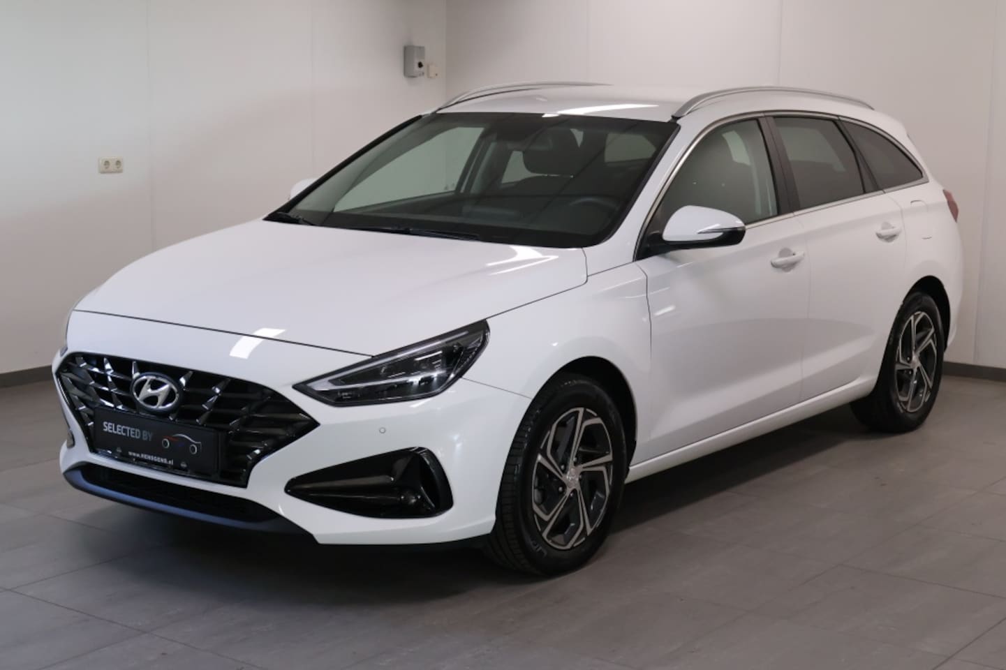 Hyundai i30 Wagon - 1.5 DPi | 4-Cilinder | Winterpack - AutoWereld.nl