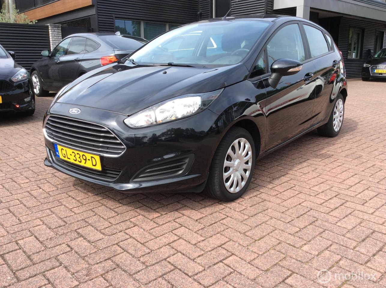 Ford Fiesta - 1.0 Style Airco 5-Deurs Nav Nap Dealer OH Isofix - AutoWereld.nl