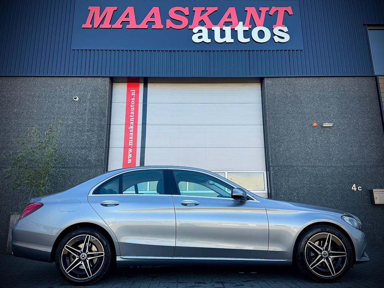 Mercedes-Benz C-klasse - C180 Prestige / Aut / Led / Climate / Cruise / Amg wheels / NICE CONDITION! - AutoWereld.nl