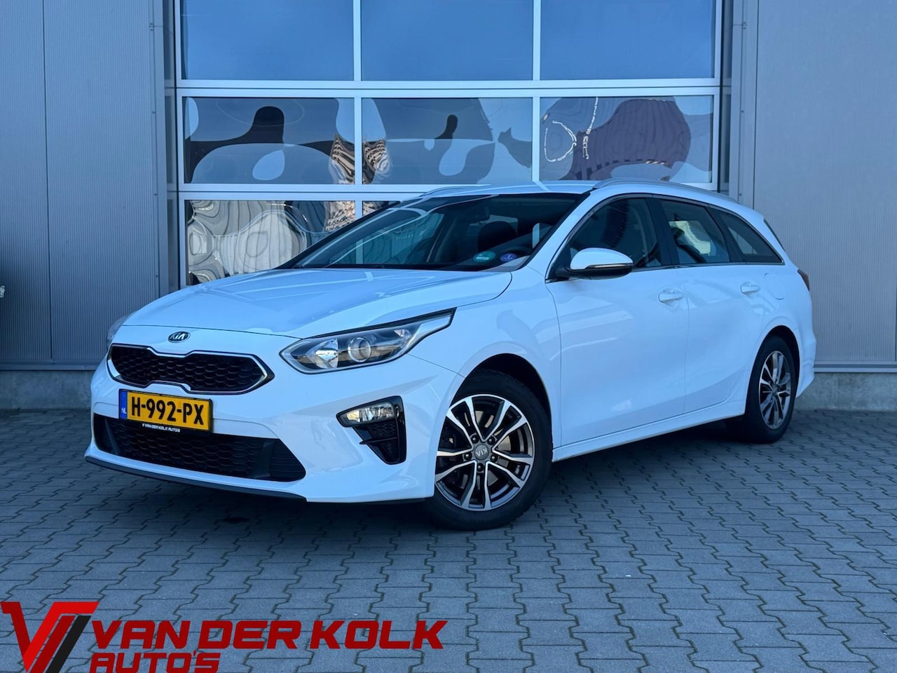 Kia Cee'd Sportswagon - Ceed 1.0 T-GDi DynamicPlusLine | LED | Camera | CarPlay | Climate | Navigatie | Cruise - AutoWereld.nl