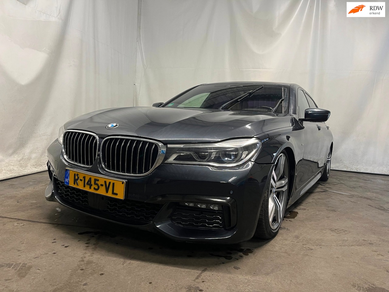 BMW 7-serie - 750Li xDrive - Koelvloeistof Lekkage - Luchtvering Defect - BPM - AutoWereld.nl