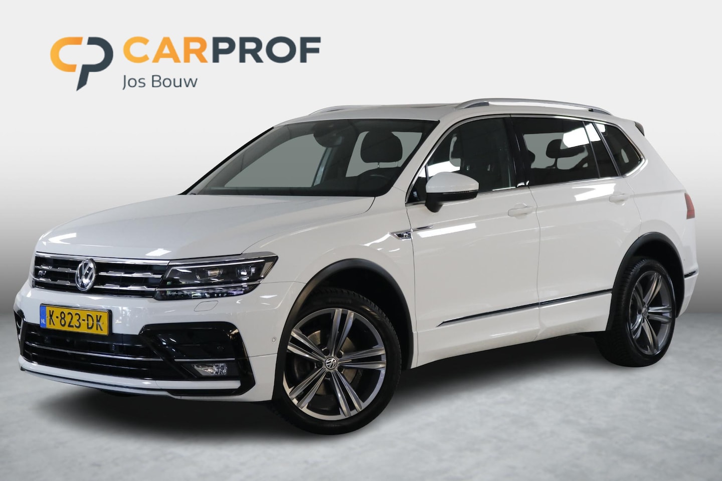 Volkswagen Tiguan Allspace - 1.5 TSI Highline Business R All-Seasons | Climate | LED | Adaptive Cruise | Carplay | Mooi - AutoWereld.nl