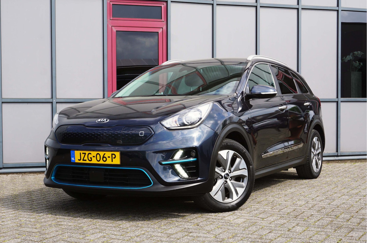 Kia e-Niro - DynamicLine 64kWh SOH 94% Warmtepomp - AutoWereld.nl