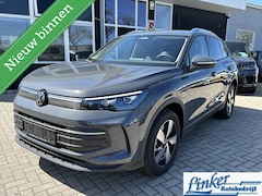 Volkswagen Tiguan - 1.5 eHybrid Life NIEUW Trekhaak+winterpakket