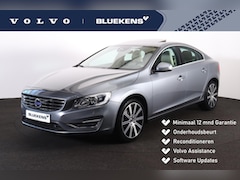 Volvo S60 - T4 Summum - AUTOMAAT - Schuif/kanteldak - Lederen bekleding - Bi-Xenon koplampen - Adaptiv