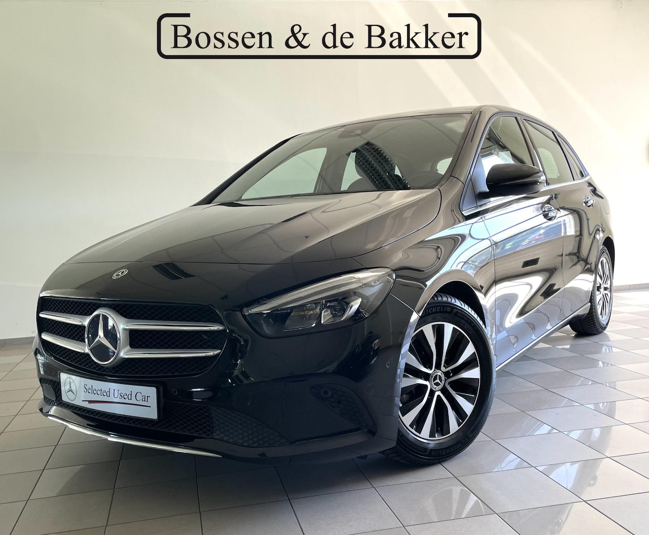 Mercedes-Benz B-klasse - 180 Business Solution Luxury | Parkeer camera | Elektrische achterklep | Carplay - AutoWereld.nl