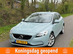 Volvo V40 - 2.0 D2 Nordic+ | Automaat + Navi + Cruise Nu € 13.975,