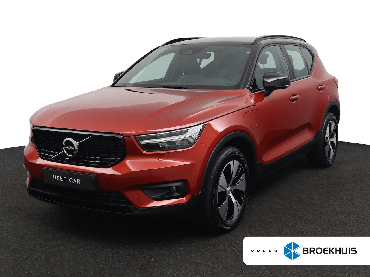 Volvo XC40 - T4 Recharge R-Design Expression | Adaptieve Cruise control | Stoel en stuurwielverwarming - AutoWereld.nl