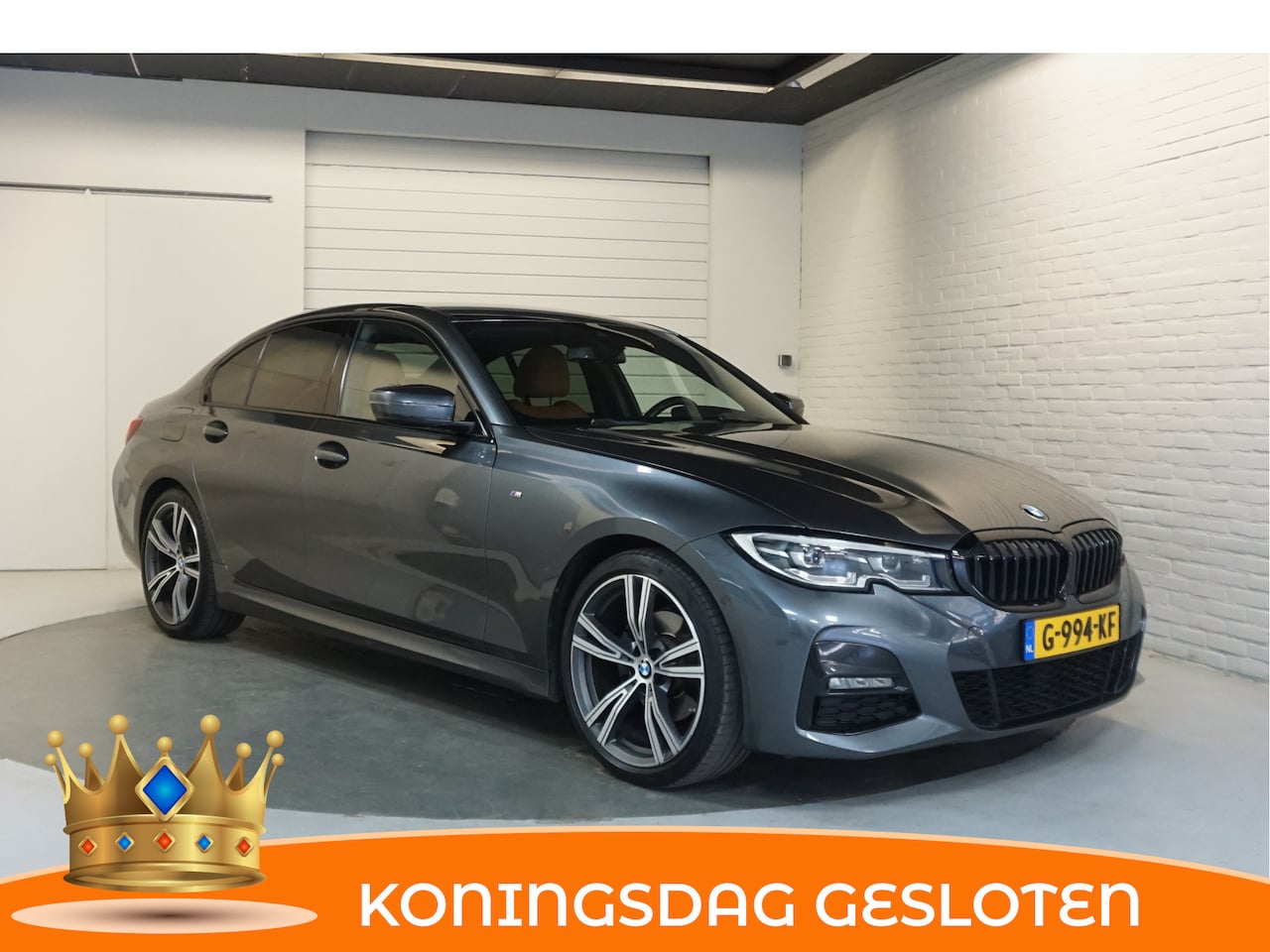 BMW 3-serie - 320i M-Pakket | Carplay | 19 inch | Dealeronderhouden | NAP - AutoWereld.nl