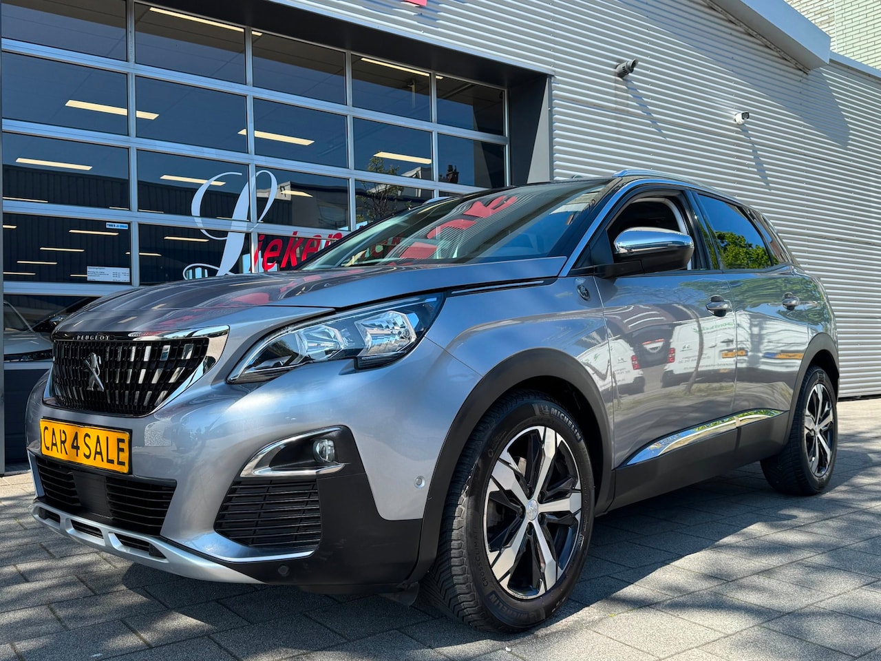 Peugeot 3008 - 1.2 PureTech Crossway 55.000 KM I Navigatie / Apple CarPlay I Leer / Alcatara I LED I PDC - AutoWereld.nl