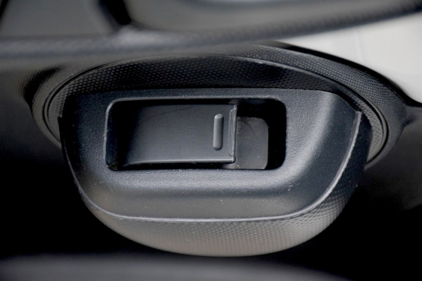 Peugeot 107 - 1.0 Active 1.0 Active, 5-drs, Airco, NAP, Origineel Nederlandse auto, Parrot, APK tot 23-02-2027