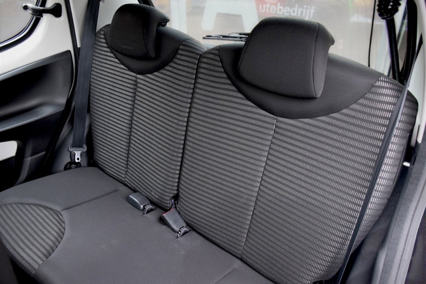 Peugeot 107 - 1.0 Active 1.0 Active, 5-drs, Airco, NAP, Origineel Nederlandse auto, Parrot, APK tot 23-02-2027