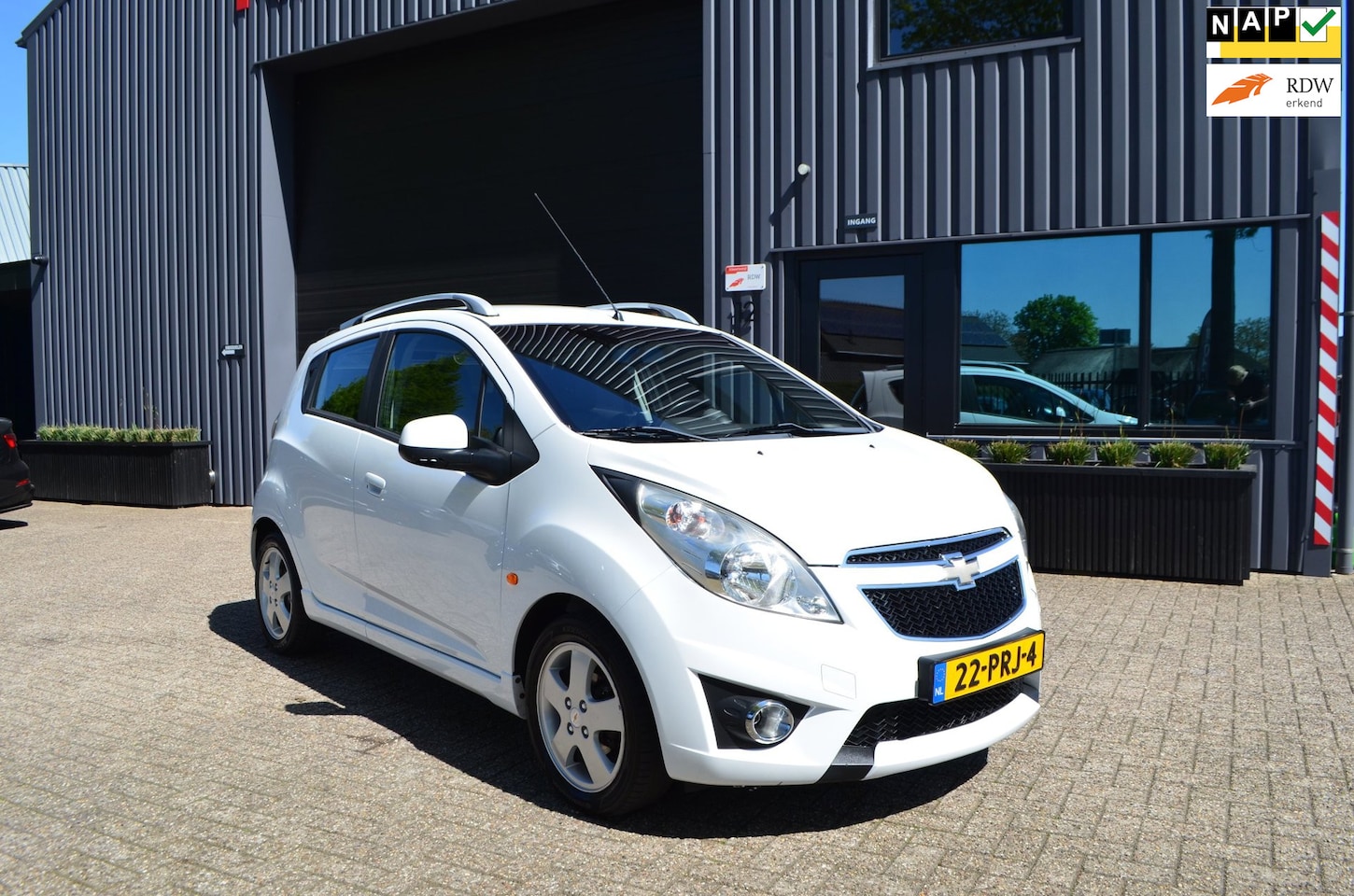 Chevrolet Spark - 1.2 16V LT | Clima | 1e eigenaar - AutoWereld.nl