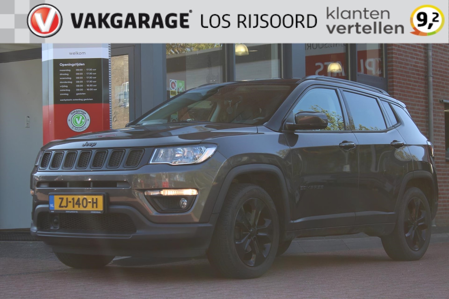Jeep Compass - 1.4 MultiAir *Night Eagle* | Trekhaak | Carplay | Camera | Cruise & Climate Control | PDC - AutoWereld.nl