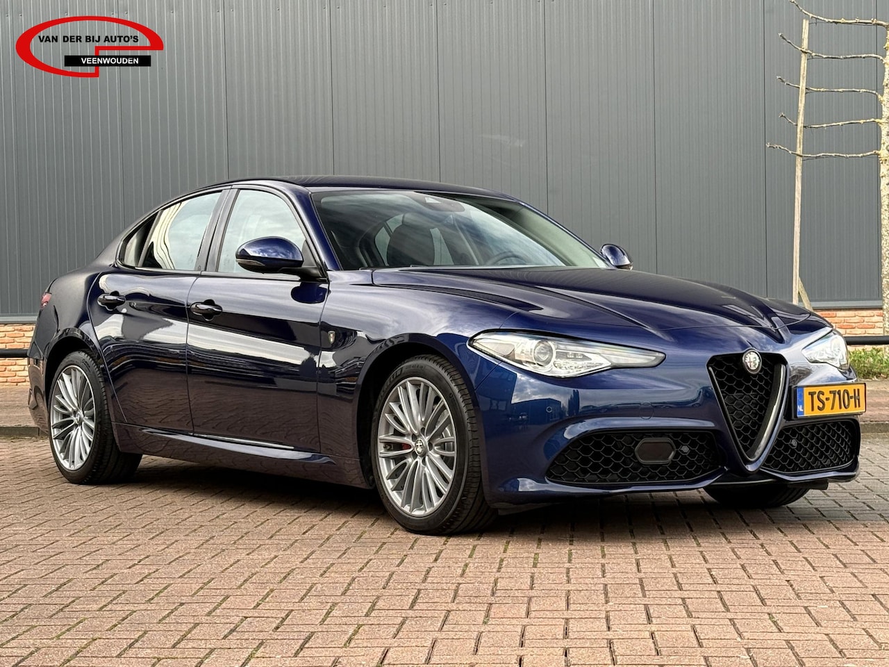 Alfa Romeo Giulia - 2.0T Super / 98dkm / Veloce pakket / NL-auto / - AutoWereld.nl