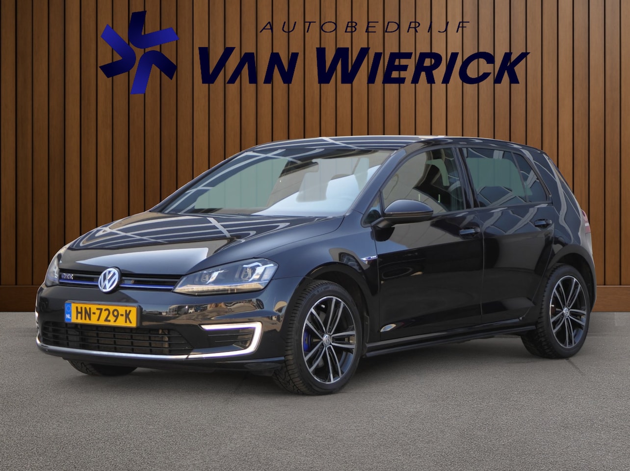 Volkswagen Golf - 1.4 TSI GTE 225PK! Automaat | LED | Apple Carplay | NAP - AutoWereld.nl