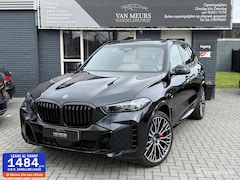 BMW X5 - xDrive50e, Trekhaak, achteras besturing, M sport, Pano dak, Carbon, Apk 02-2029