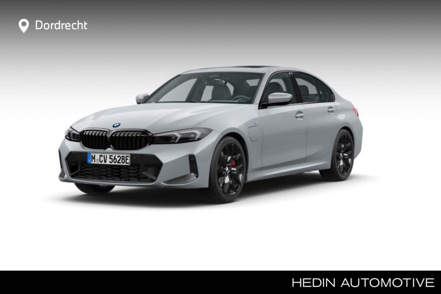 BMW 3-serie - 330e M Sport Edition | M sport Pro | Trekhaak | Innovation pack | Comfort pack | Glazen sc - AutoWereld.nl