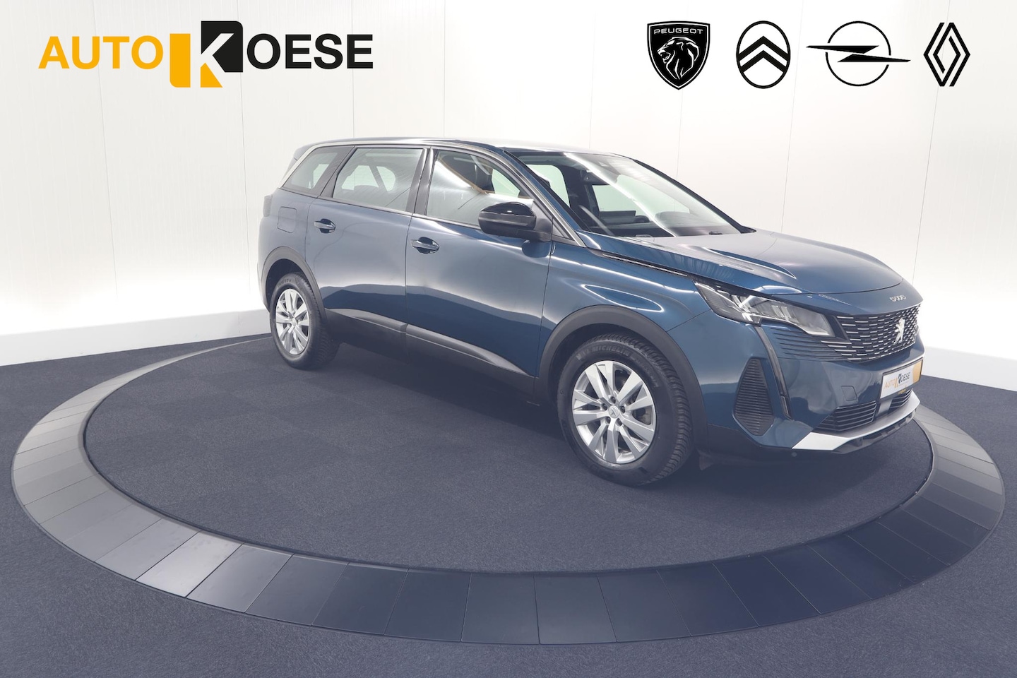 Peugeot 5008 - PureTech 130 EAT8 Active Pack | 7 Zitplaatsen | Apple Carplay | Parkeersensoren | Navigati - AutoWereld.nl