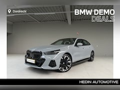 BMW 5-serie - 550e xDrive I M Sportpakket I M Sportpakket Pro I Innovation Pack I Travel Pack I Glazen P