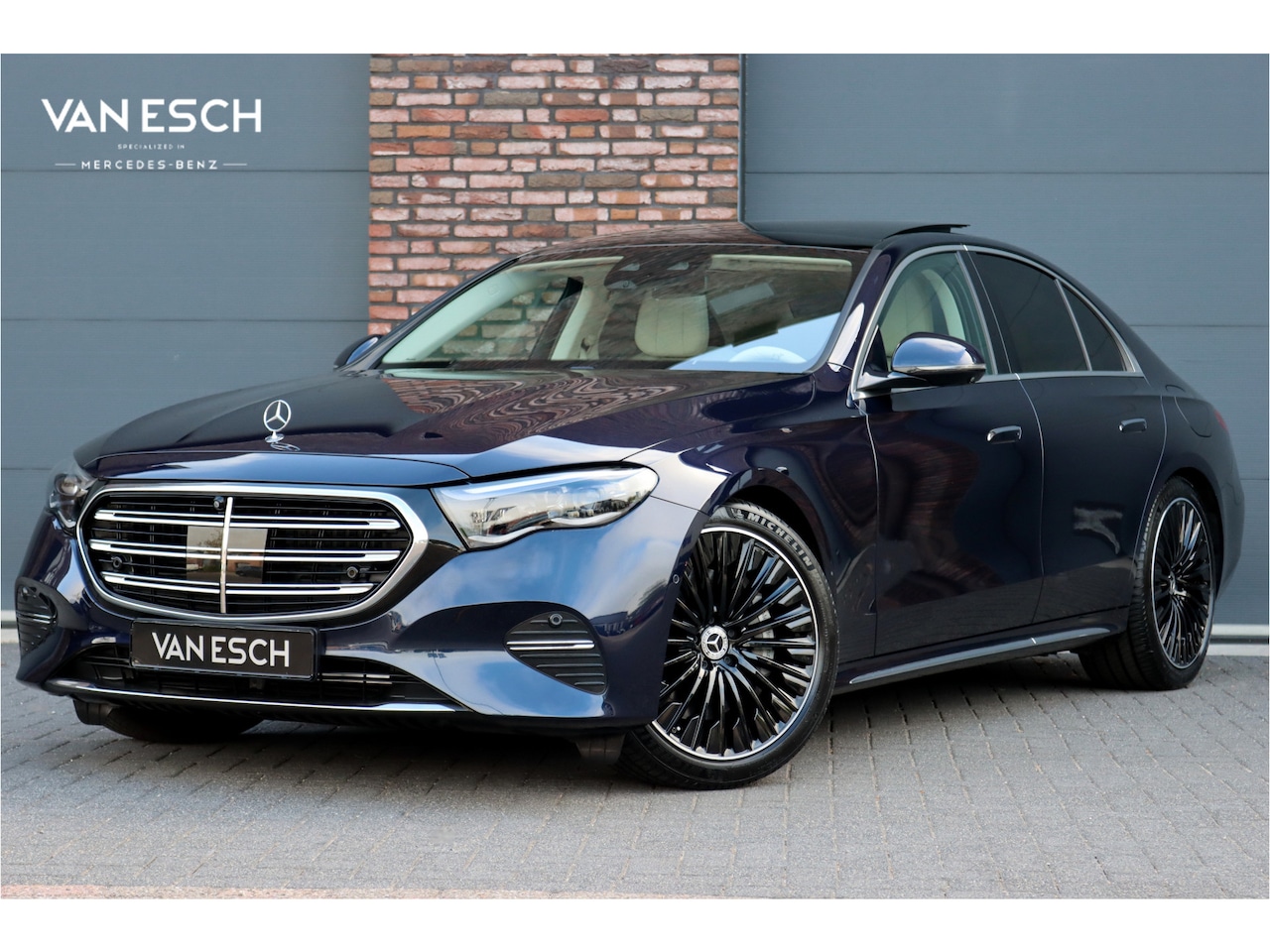 Mercedes-Benz E-klasse - 400 e 4MATIC Exclusive Line | Hypercreen | Luchtvering | Achterasbesturing | Distronic+ | - AutoWereld.nl